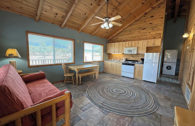 Mount Peale Country Inn and Cabins - Photo 36