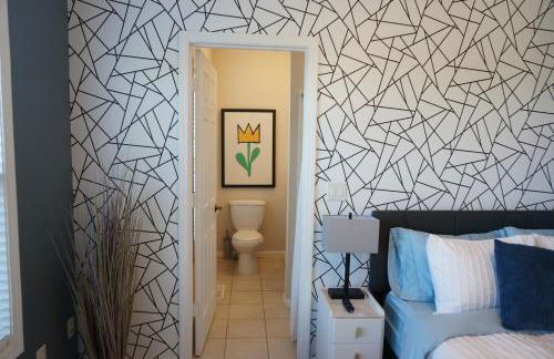 Riverside Home Near Beaches, Pier, downtown - Photo 42