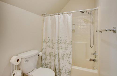 Spacious Rural Getaway in Lexington with Deck! - Foto 25