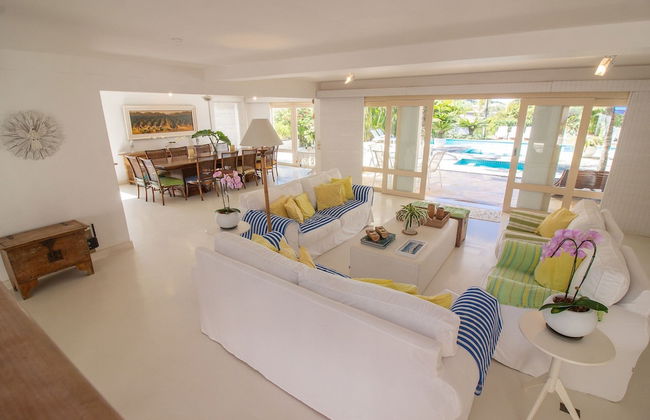 Harmoniosa Mansão com 7 Suítes Ferradura - Foto 22