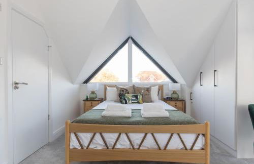 Radiant Penthouse on the Banks of the Thames - Pass the Keys - Photo 16