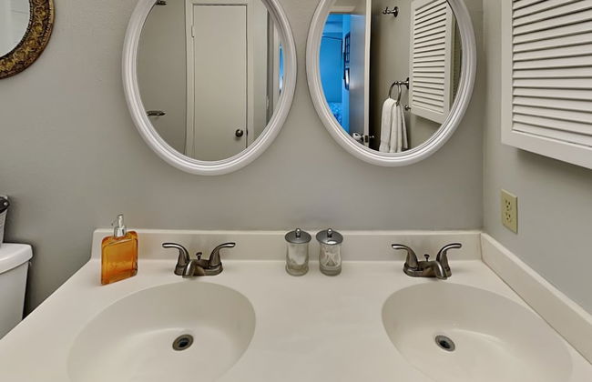 Bay House Condos - Foto 20