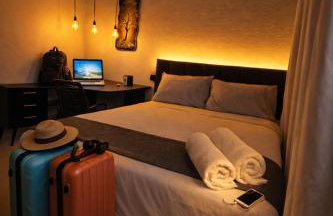 Smart Suíte 105 - com Piscina, Home Office, Ar-condicionado, WiFi prox shopping - Foto 1