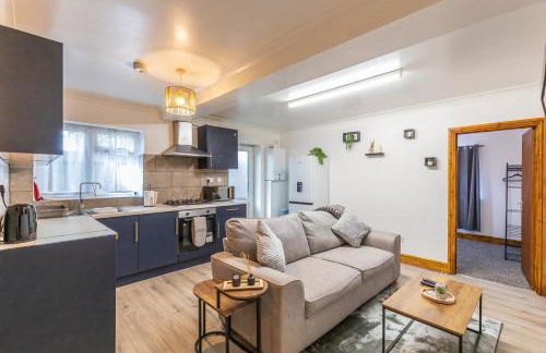 6 beds, 3 bedroom apartment in the centre of Southampton with free parking - Foto 5