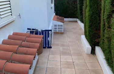 Casa de 2 dormitorios con piscina, 2 terrazas privadas, WIFI, BBQ - Photo 38