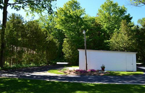 North Shore Beach Retreat - Foto 10