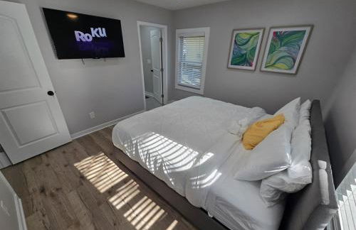 The Silver Villa - 2 King Beds Minutes from Downto - Foto 12