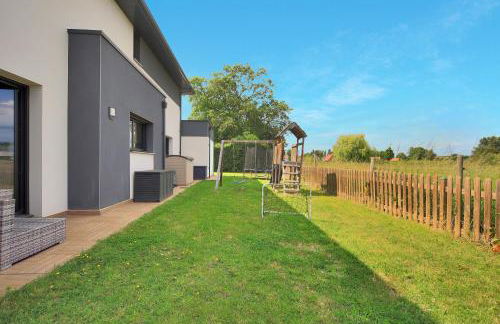 La Villa Sainghin - Piscine et Jacuzzi Privé - Foto 23