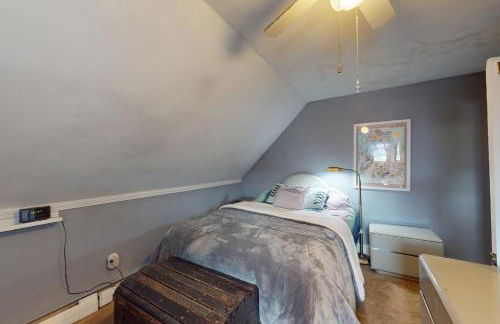 Provincetown Bliss - Photo 15