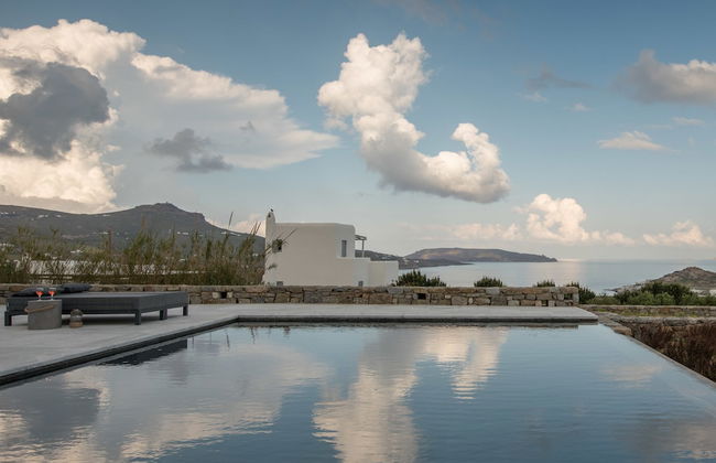 Myconian Platinum Senior Villa - Photo 34