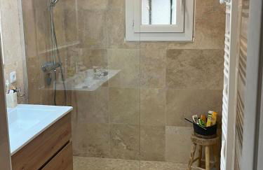 Villa familiale piscine, jacuzzi au coeur du Var - Photo 12