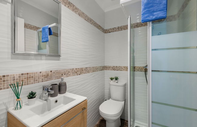 Happy Moments - Photo 12