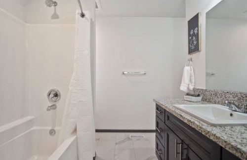 1mile to GonzagaStadiumsDT WD, off st prkg - Foto 11