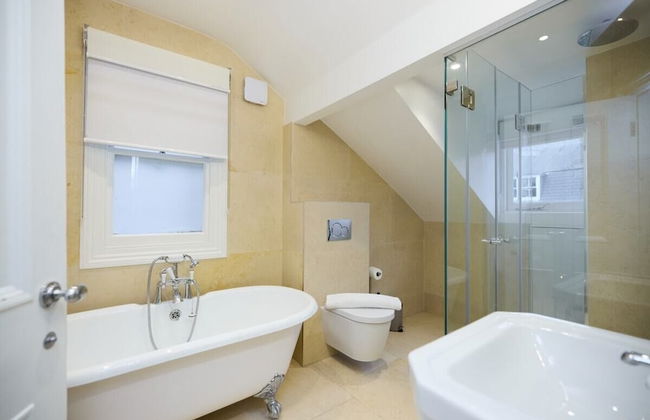 The Belsize Park Place - Charming 6bdr Home With Garden - Foto 14