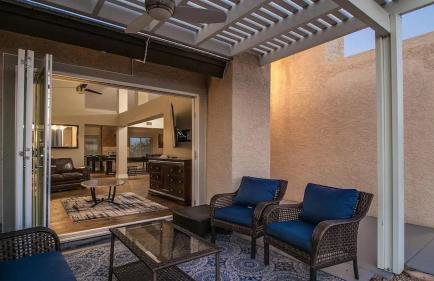 Spectacular Hilltop Home W/resort Like Backyard! - Foto 108