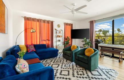 Silverlake Sunset Treehouse • Art-Filled Escape w Jacuzzi Sauna AvantStay - Foto 47