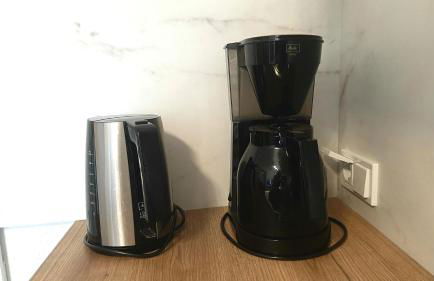 Gelbe Koffer - Vintage Maisonette Neunkirchen - 2 SZ - Self-Check-in - Balkon - Parkplatz - 1 km zum Zentrum - bis 4 Pers - Foto 25