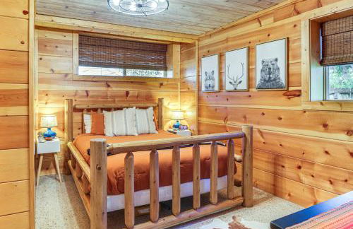 Walk to Golf, Lake Twain Harte Cabin with Fireplace - Photo 11