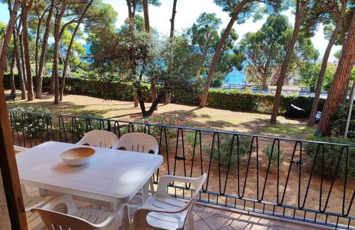 Apartamento con AMPLIA TERRAZA Y VISTAS AL MAR a 150 metros de la playa - Foto 1