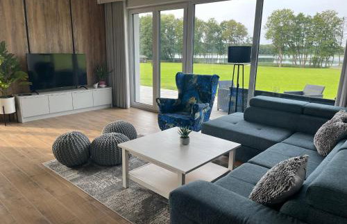 Osada Limajno Dom Łabędzia - Foto 1