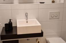 Homey Apartments Harbor Suite - Parking Two Bathrooms Netflix Sea view - Photo 34