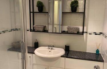 Lovely lodge in Pembrokeshire with Wi-Fi - Foto 14