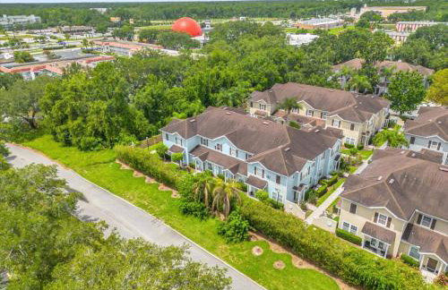 3 BD 2 BA Lucaya Village 13-102 - Foto 25