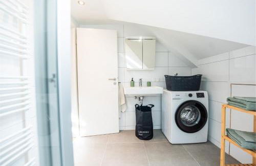 3-Floor Oasis in the Heart of Koblenz, Sleeps 16 - Foto 66