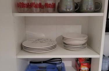 Hidden Treasure-Netflix and Wi-Fi-Basement flat - Foto 31