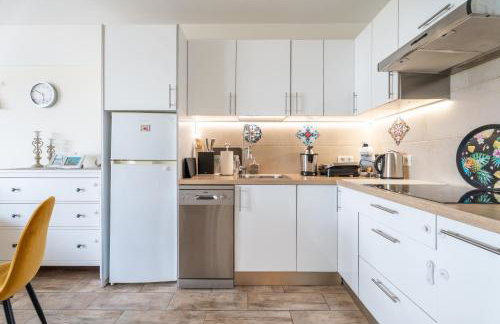 Paz Ocean View, 2 Air Conditioners, Wifi, Heated pool, private parking - Foto 18
