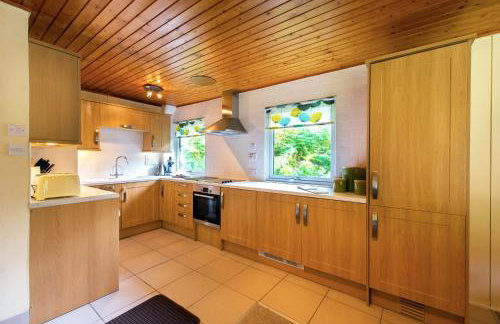 Kestrel Lodge with mountain view free wifi - Foto 13