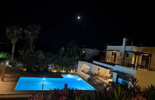 Villa Chrysa Rhodes with Heated Pool - Foto 5