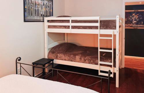 NY - NJ Tennis Suites - Sleeps 40 - 15 Mins to NYC - Foto 12