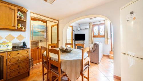 Apartment in Spain near Scenic Coastline - Foto 3