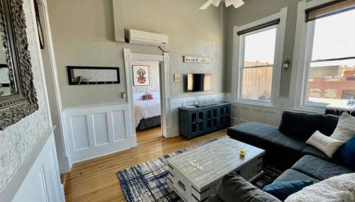 Heidi's Place, Downtown Salida - Photo 2