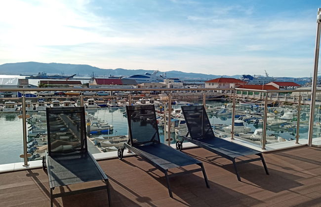 Kings Wharf Quay29 Studio with Pool - Photo 19