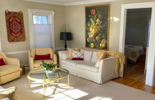 Charming 4BR colonial close to downtown - Foto 30