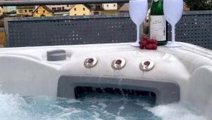 Wellnesshaus Dorfblick mit Outdoor-Jacuzzi und Infrarotkabine, NEU! - Foto 3