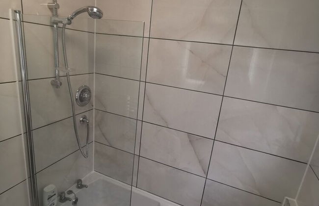 Charming 4-bed Cottage in Hayling Island - Hot Tub - Foto 12