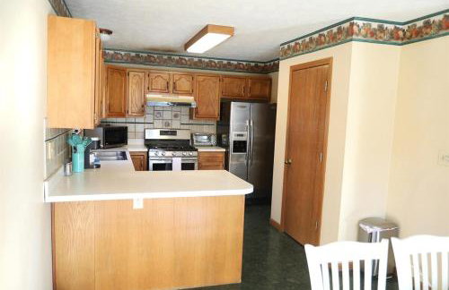 Neighborhood ranch with parks, 3 miles to Purdue - Foto 4