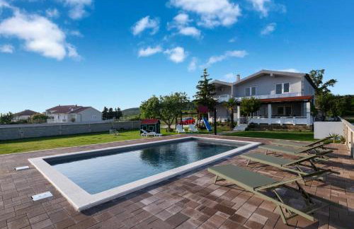 House Rose with Garden and Pool - Foto 2