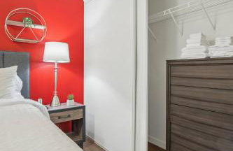 Cozy DT Bellevue Apt | Fast Wi-Fi & Free Parking - Foto 13