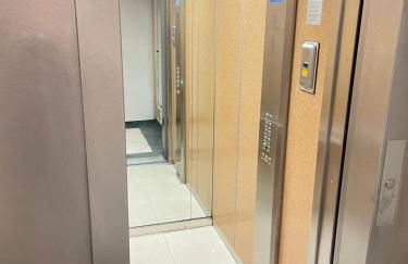 STUDIO SUR LA PROMENADE DES ANGLAIS AVEC VUE MER ORIGINALE À 40 m DE LA PLAGE - Foto 15