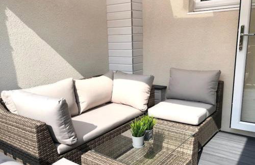 Rhondda Valleys with Breathtaking Riverside Views - Foto 25