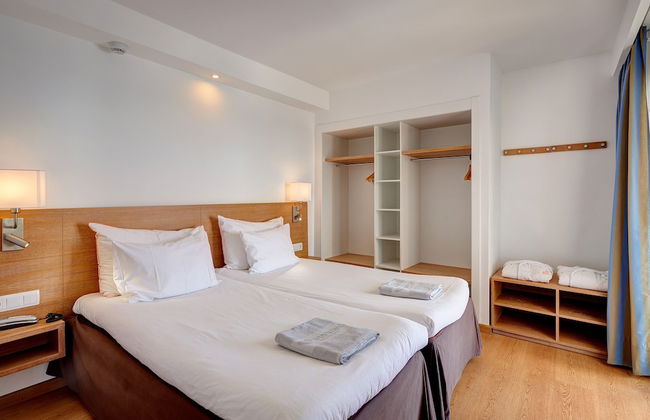 Hipotels Apartamentos Cala Bona - Photo 2