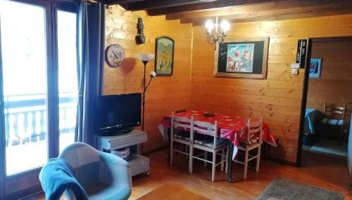 Chalet savoyard avec terrasse, proche des pistes et vue sur montagne - FR-1-459-129 - Foto 5