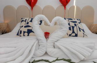 CASA AMOR & SPA, appartement suite jacuzzi & piscine chauffée - Foto 17