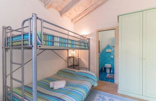 Mansion On The Hill - Photo 25