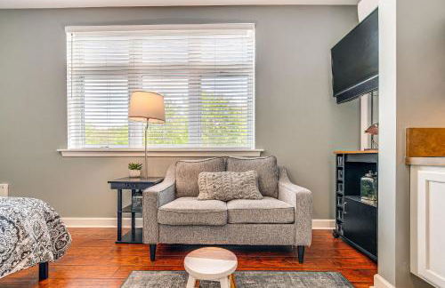 Steps to Smith Mountain Lake Unit with Pool Access! - Foto 8