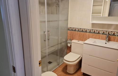 Precioso apartamento nuevo en Torreblanca Fuengirola, a 300m de la playa- piscina, gimnasio, sauna - Photo 12
